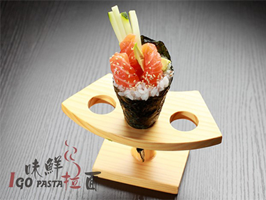 TEMAKI SALMON